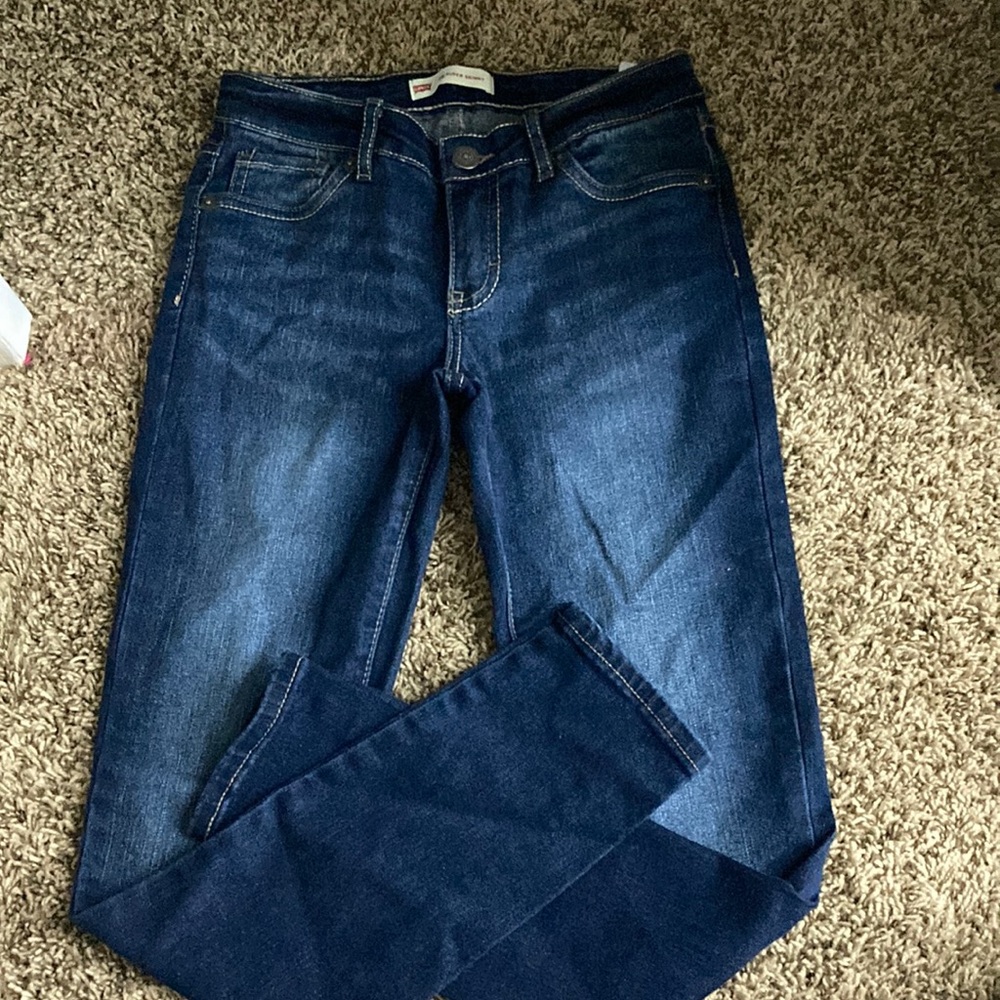 Levi’s dark denim skinny jeans